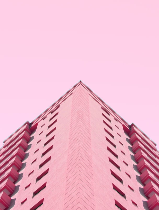 PINK MINIMAL BUILDING