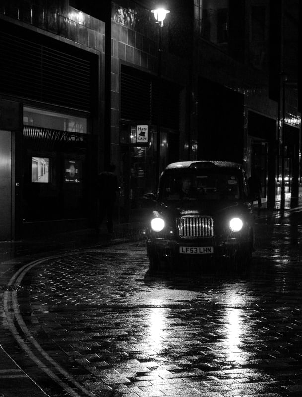 NIGHT LONDON TAXI