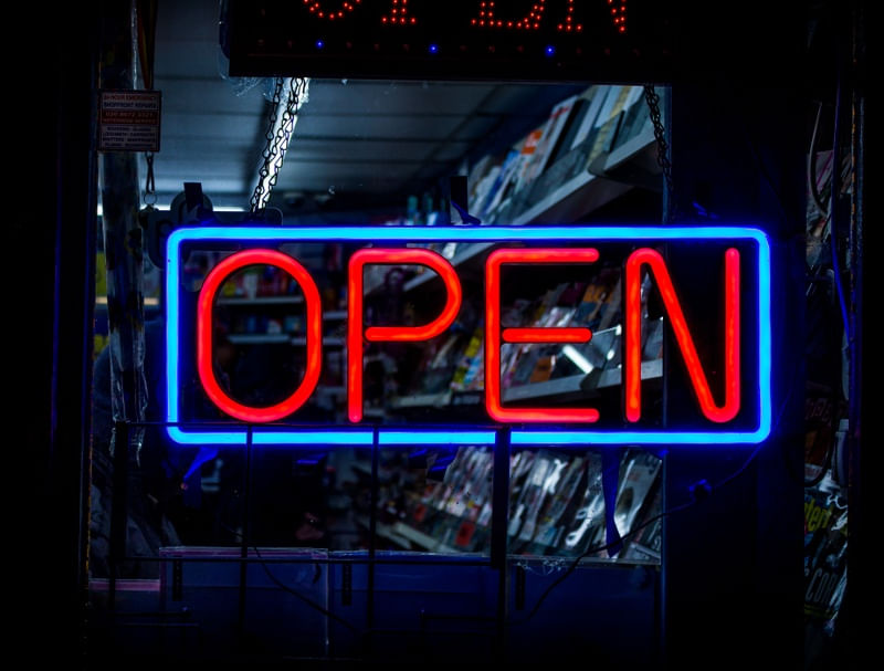 OPEN NEON