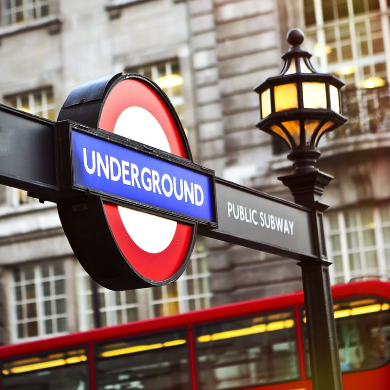 UNDERGROUND METRO LONDRES