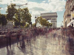 PARIS TRIUNFO