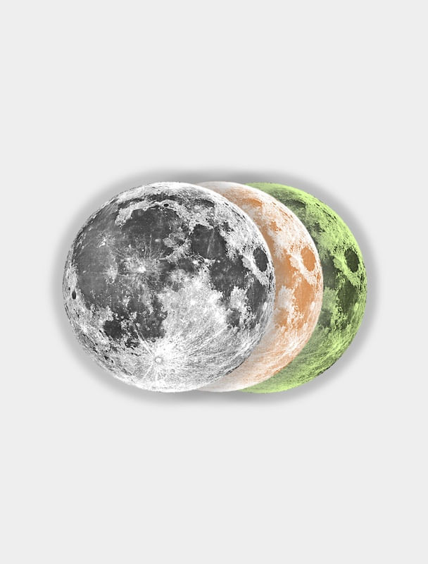 TRICOLOR MOON