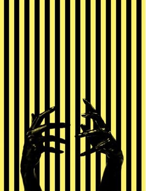 BLACK HANDS - YELLOW