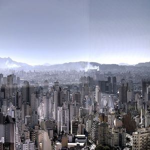 SELVA DE CONCRETO E AÇO