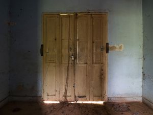 NA PORTA DE CASA 1