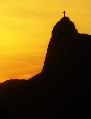 CRISTO AO CÉU DE FOGO