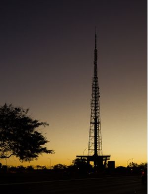 FIM DO DIA EM BRASÍLIA
