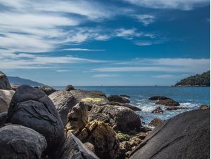 PEDRAS E HORIZONTE