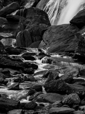 WATER MOUNTAIN XI