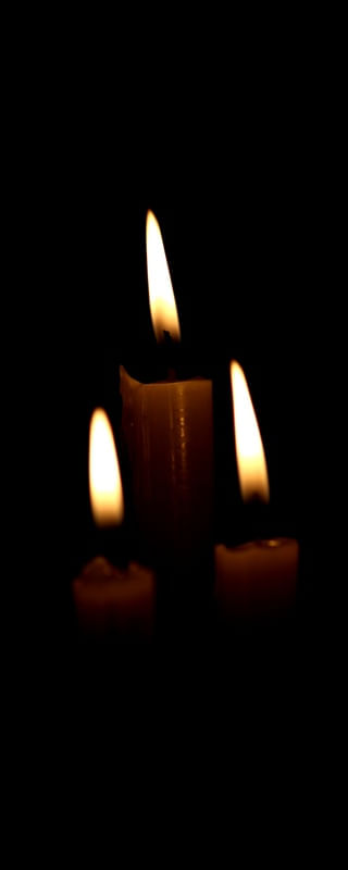 VELAS ACESAS