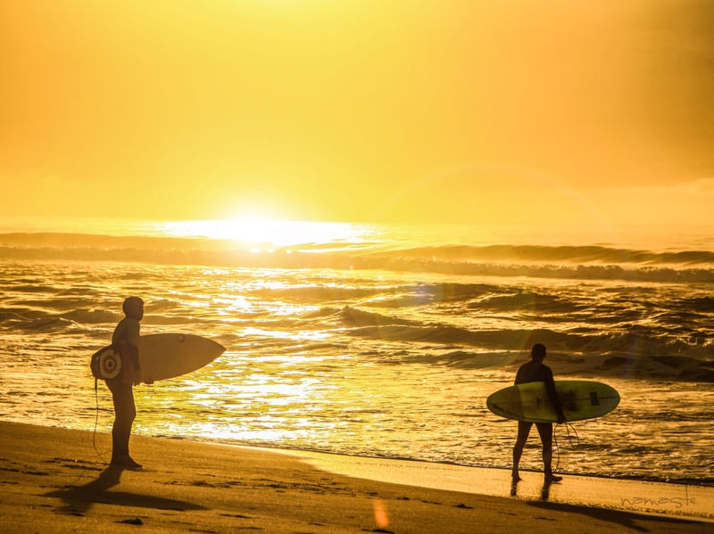 SUNSET DOS SURFISTAS