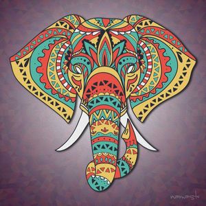 ELEFANTE INDIANO LARANJA COM AZUL E AMARELO