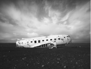 DC-3 AIRPLANE