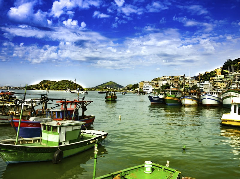PESCADORES NO MAR