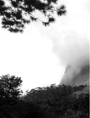 PEDRA AZUL (1 DE 2)