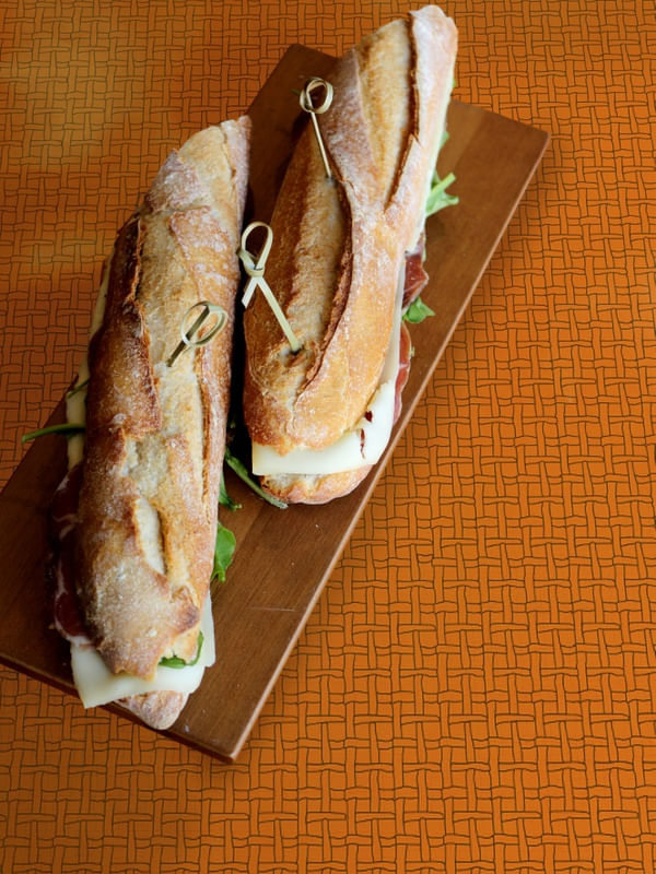 SANDUÍCHE GOURMET