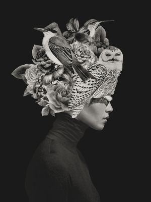 LADY WITH BIRDS(PORTRAIT)
