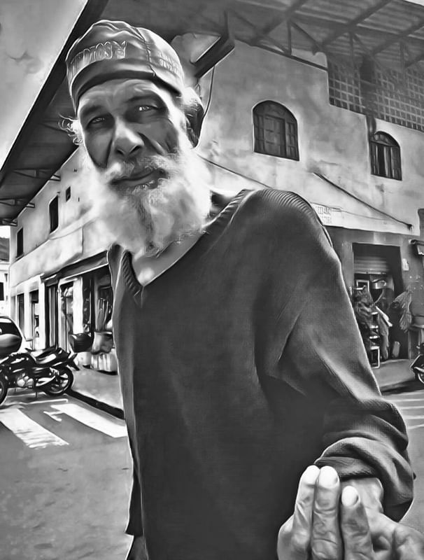 MENDIGO NA RUA
