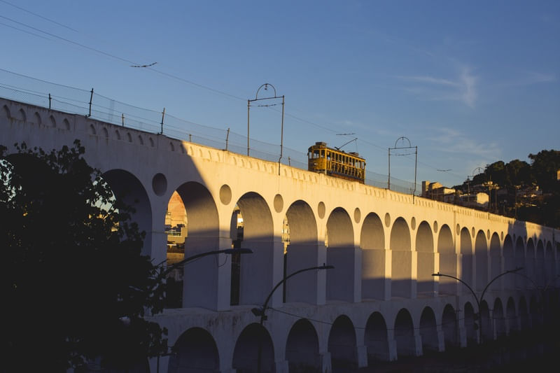 GÍRIAS DO RIO - "PEGANDO UM BONDE"