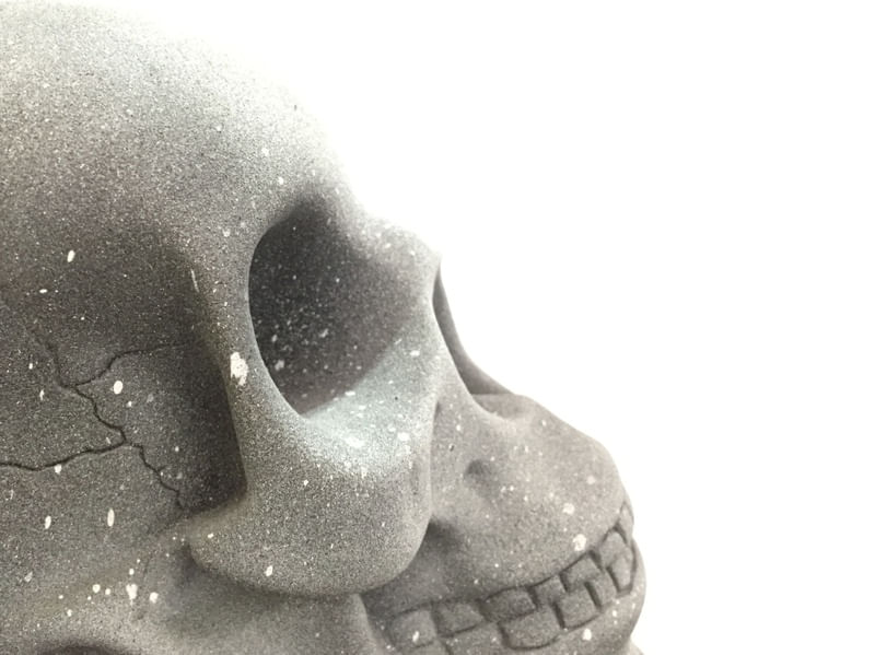 SKULL GREY