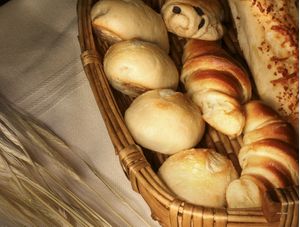 CESTA DE PÃES