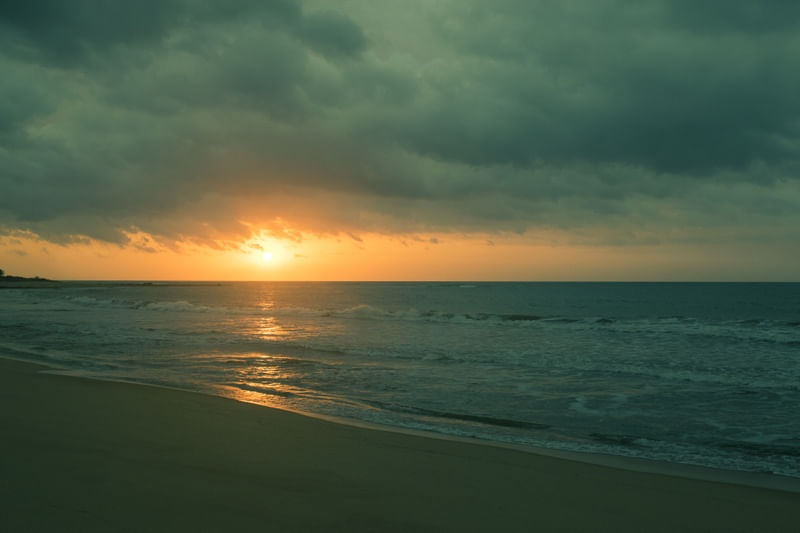 PÔR DO SOL AZUL PRAIA II