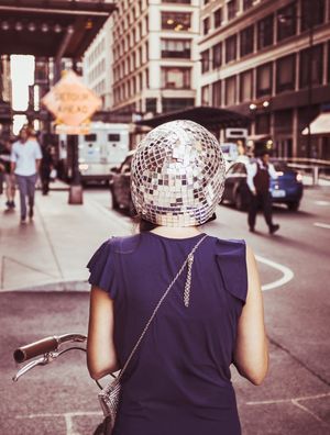 GLOBE GIRL