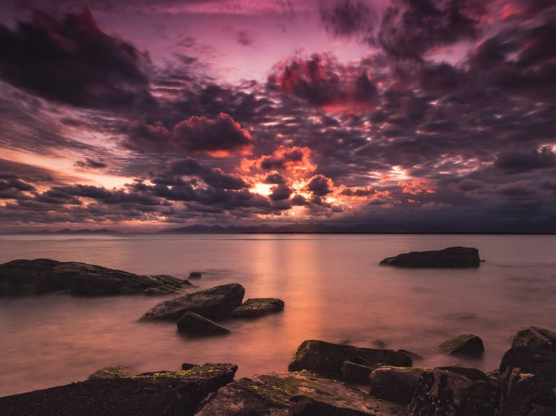SUNSET ISLAND