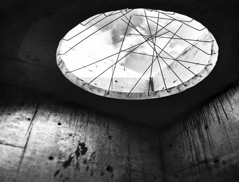 CONCRETO E LUZ