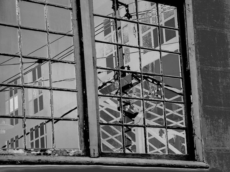 URBAN WINDOW