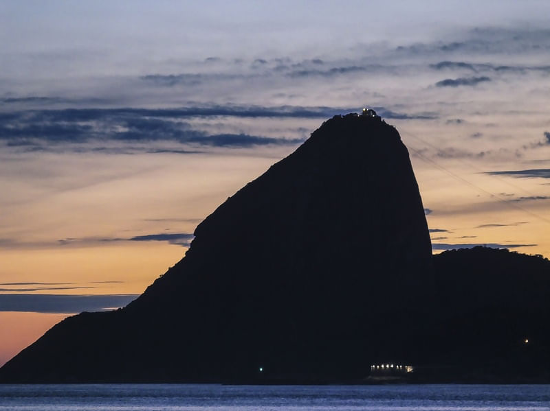 SUGAR LOAF COLOR