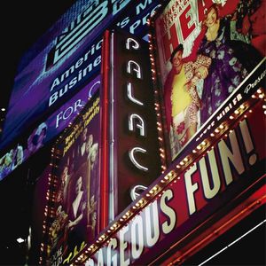 NY TMES SQUARE LIGHTS