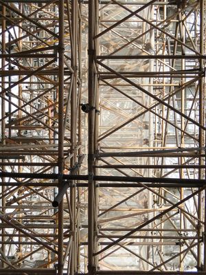 SAGRADA OBRA INTERMINÁVEL