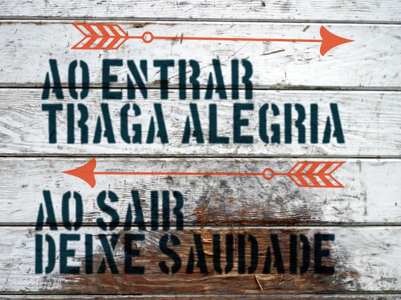 AO ENTRAR...