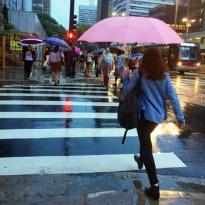 CHUVA DE PEDESTRES