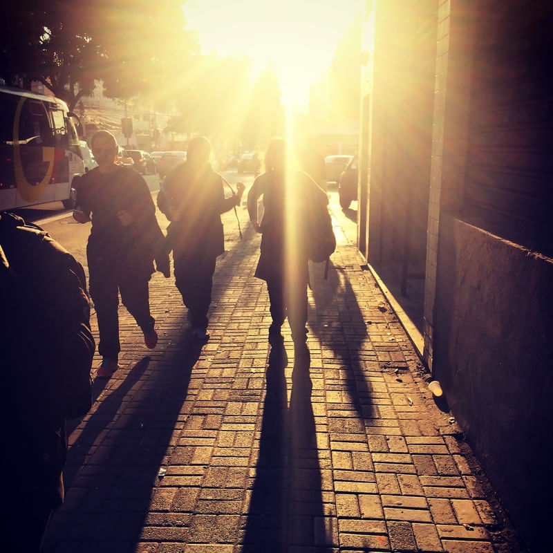 SOMBRAS LONGAS