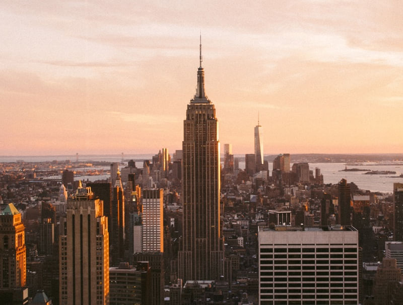 EMPIRE STATE E O O POR DO SOL