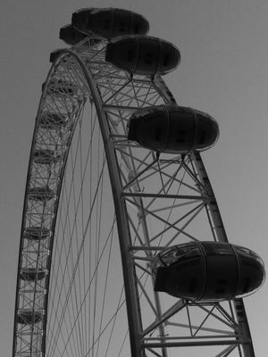 LONDON EYE PB2