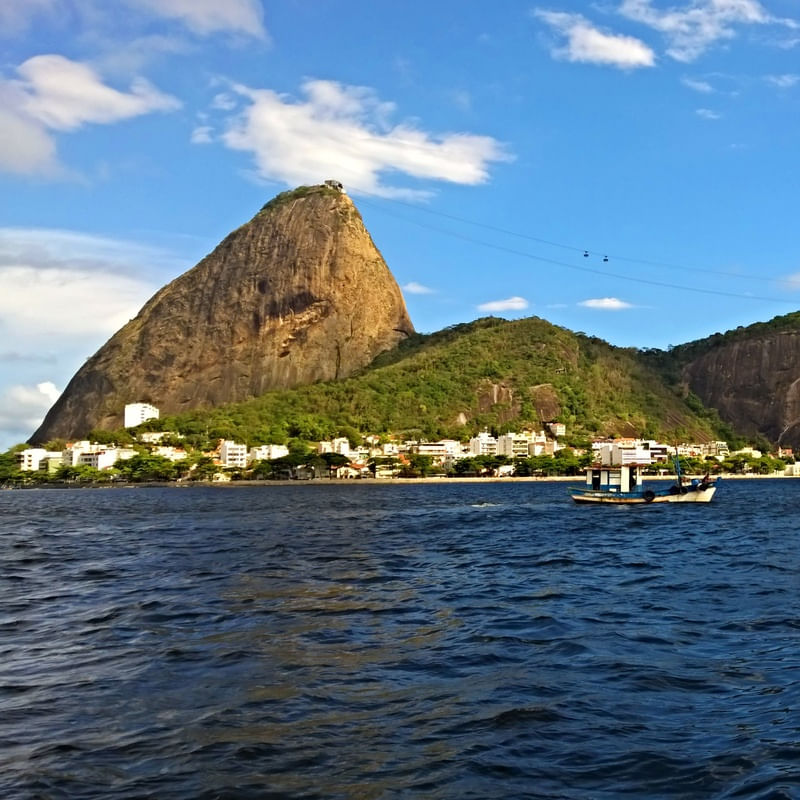 PÃO DE AÇÚCAR E SEUS ENCANTOS