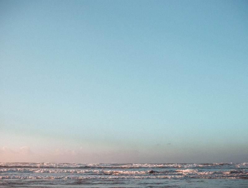 MAR MINIMALISTA