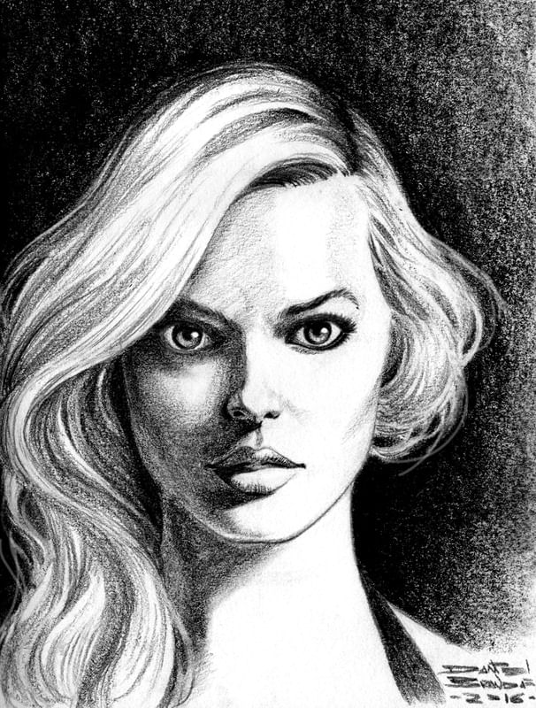 MARGOT ROBBIE