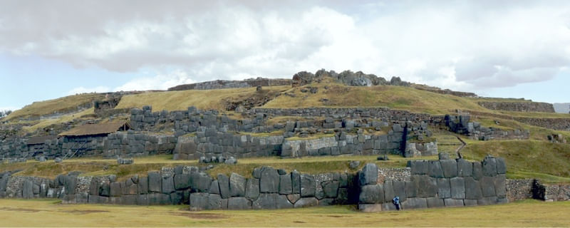 PAREDÃO DE PEDRA