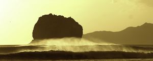 ROCA BRUJA 2