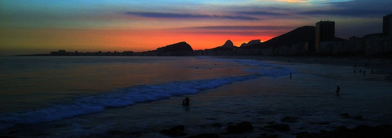 FINAL DE TARDE NO LEME