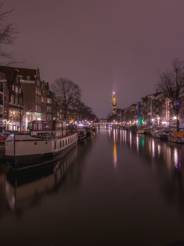 AMSTERDAM: CANAIS NOTURNOS