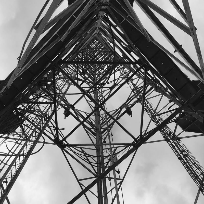 TORRE EM P&B