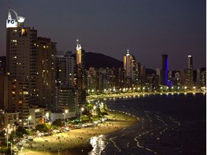 CAMBORIÚ ORLA