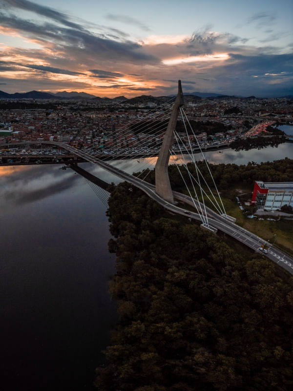 PONTE DO SABER NO POR DO SOL