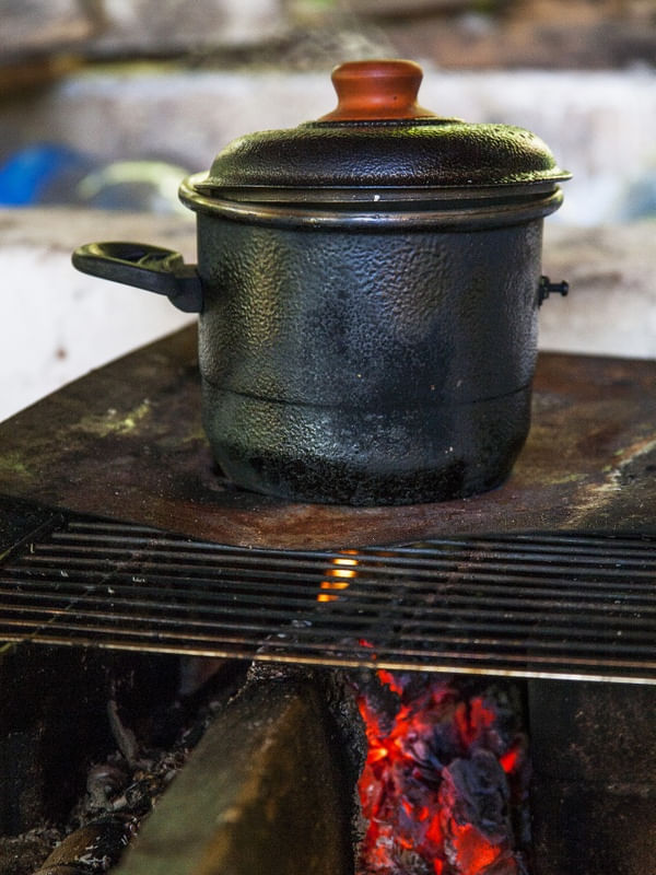 FOGÃO A LENHA 4