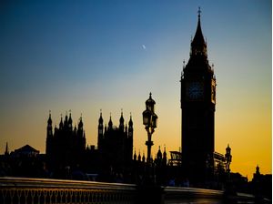 LONDON SUMMER SUNSET